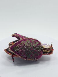 ბროში "ბორდო ხოჭო"