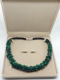 ყელსაბამი მალახიტის