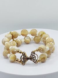 სამაჯური თეთრი და კრემისფერი სადაფი