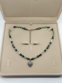 ყელსაბამი ლაზურიტი